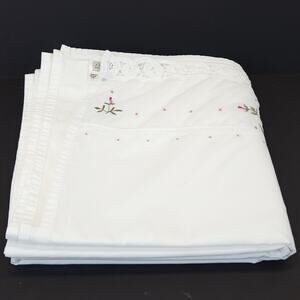 Vtg JCPenney FULL Flat Sheet White Cotton Embroidered Floral Cottage Shabby EUC